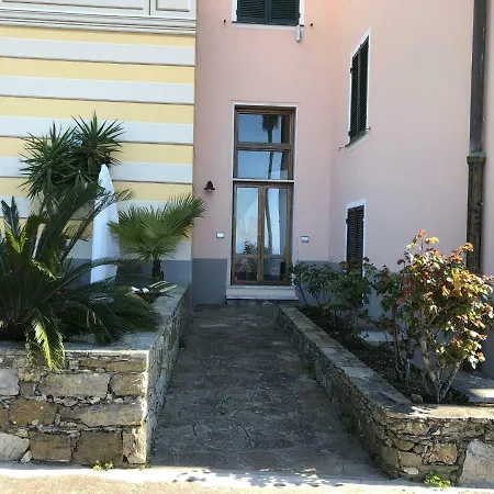Con Piscina E Campo Da Tennis - Liguria Holidays